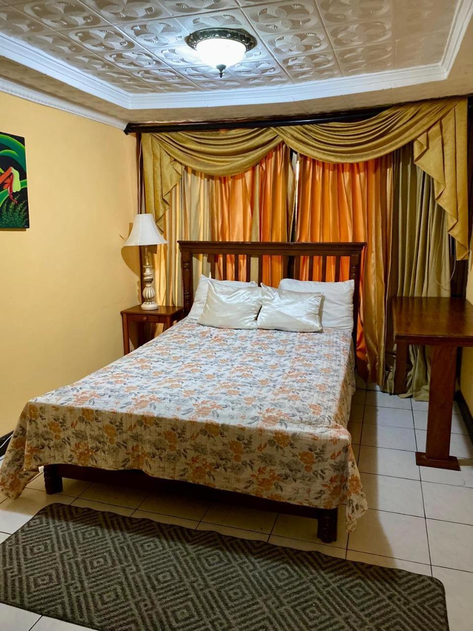 Casa Lupita Alajuela Apartman Kültér fotó